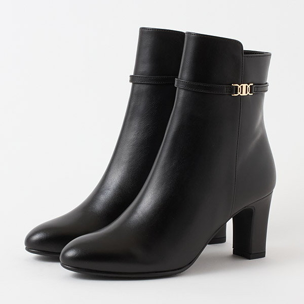 Short Boots