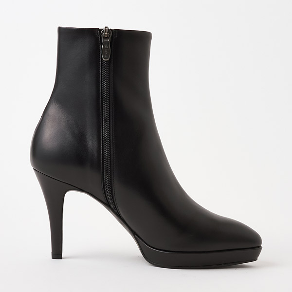 Short Boots