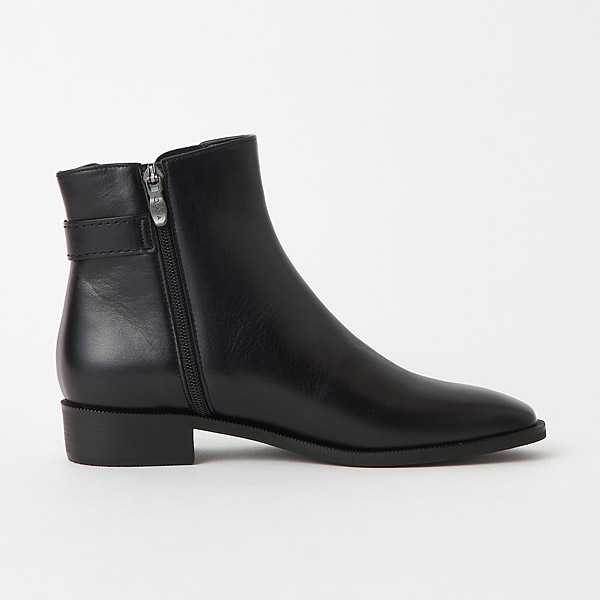 Short Boots