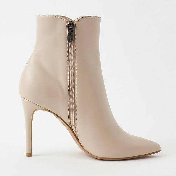 Short Boots