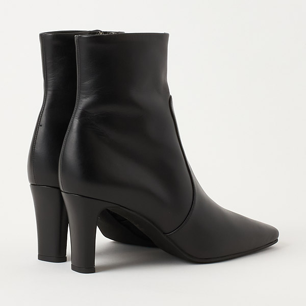 Short Boots