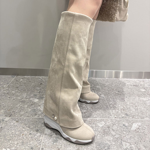 Long Boots