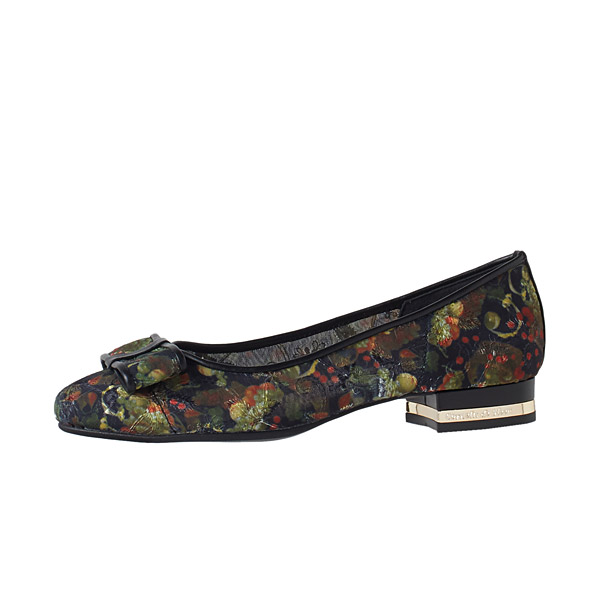 Casual Shoes